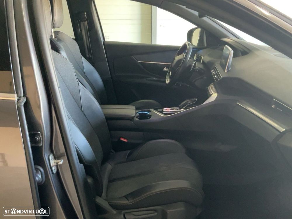 Peugeot 5008 BlueHDI 130 EAT8 GT - 9