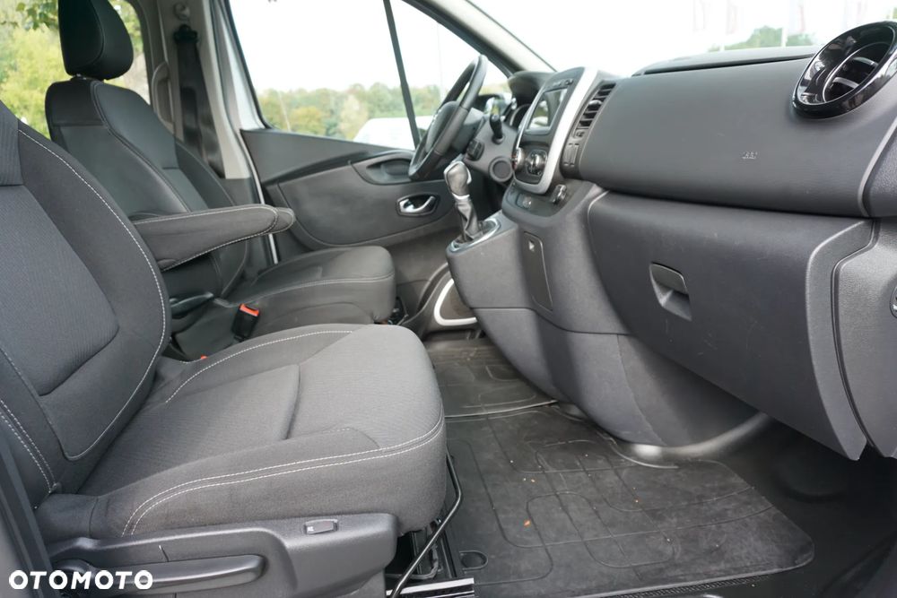 Nissan NV300 - 13