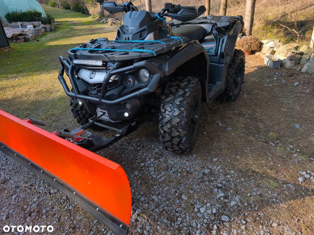 Can-Am Outlander - 1