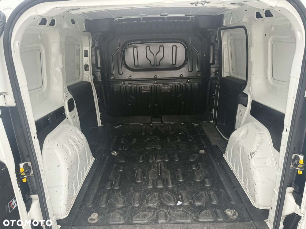 Fiat Doblo - 8
