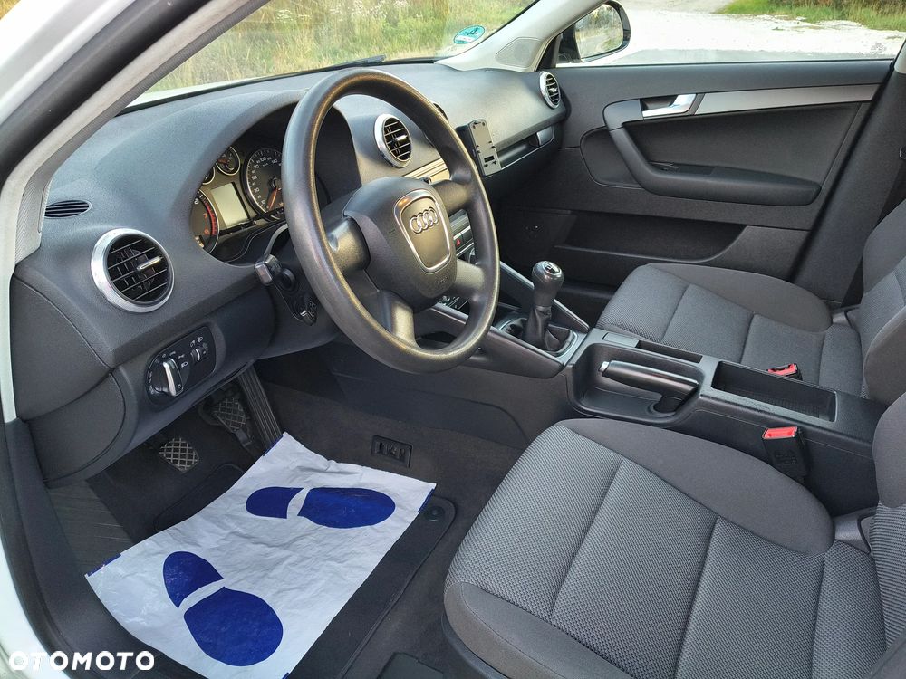 Audi A3 Sportback 1.4 TFSI S Line Sportpaket plus - 24