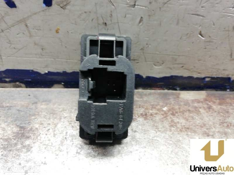 BOTÃO DE EMERGÊNCIA FORD FOCUS C-MAX 2004 - - 3