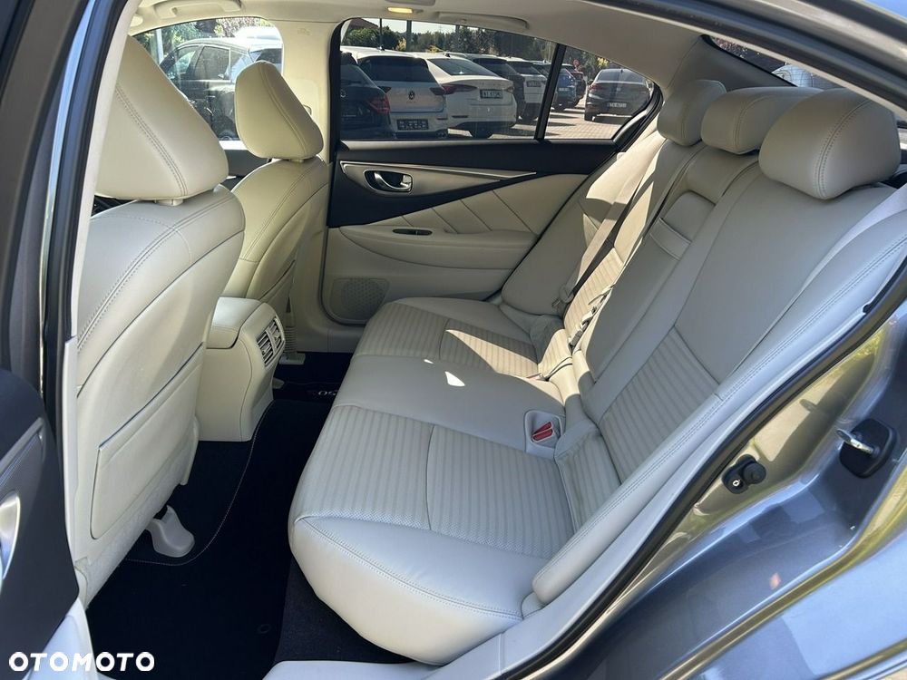 Infiniti Q50 Q50S 3.0t Sport - 19