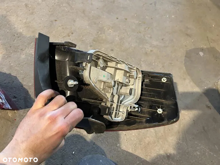 Lampa tył tylna prawa Audi A3 lift 8P 3 drzwi Europa - 5