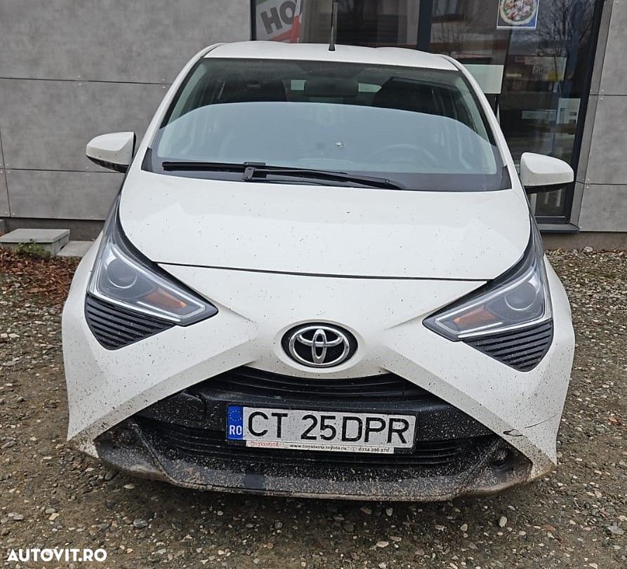 Toyota Aygo 1.0 VVY-I 5 usi X - 2