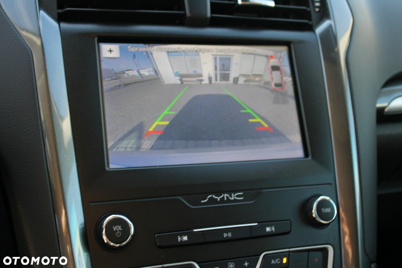 Ford Mondeo - 29