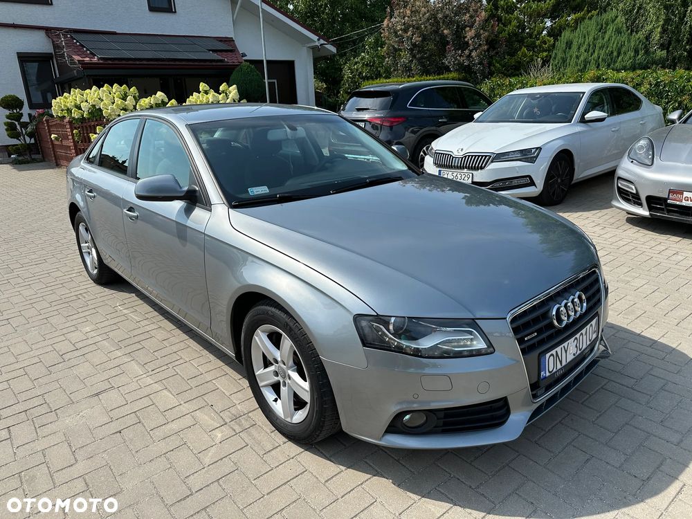 Audi A4 Limousine - 2
