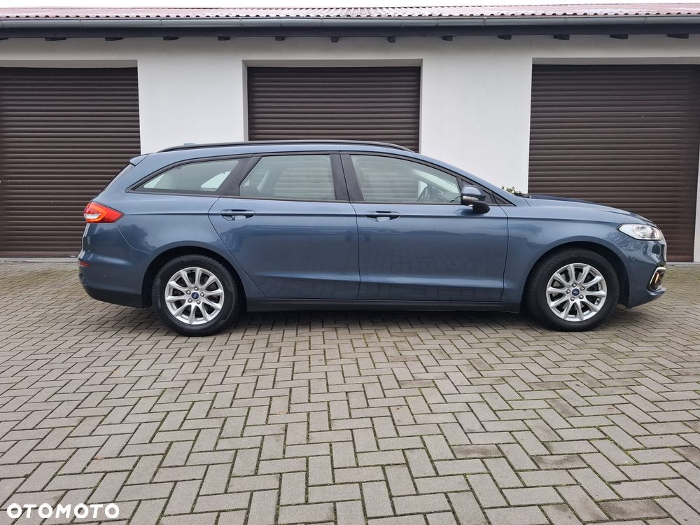 Ford Mondeo - 9