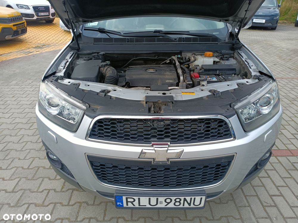 Chevrolet Captiva 2.2 d LTZ - 23