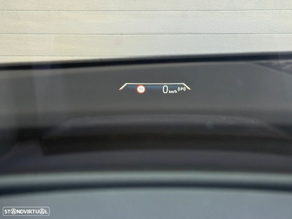 BMW 218 Active Tourer d Pack Desportivo M Auto - 16