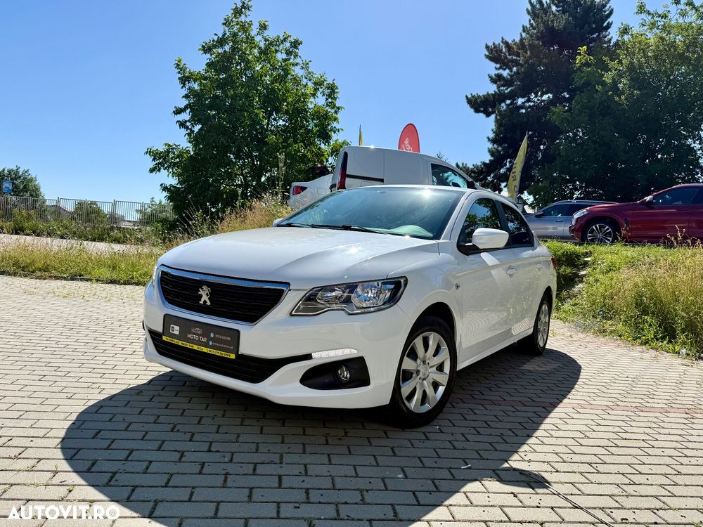 Peugeot 301 1.5 BlueHDI FAP Allure - 1