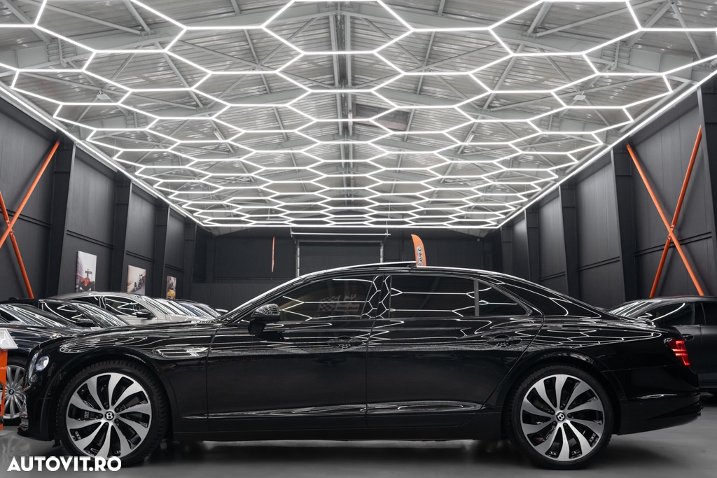 Bentley Flying Spur - 31