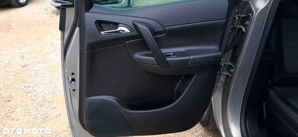 Opel Meriva 1.7 CDTI Innovation - 28