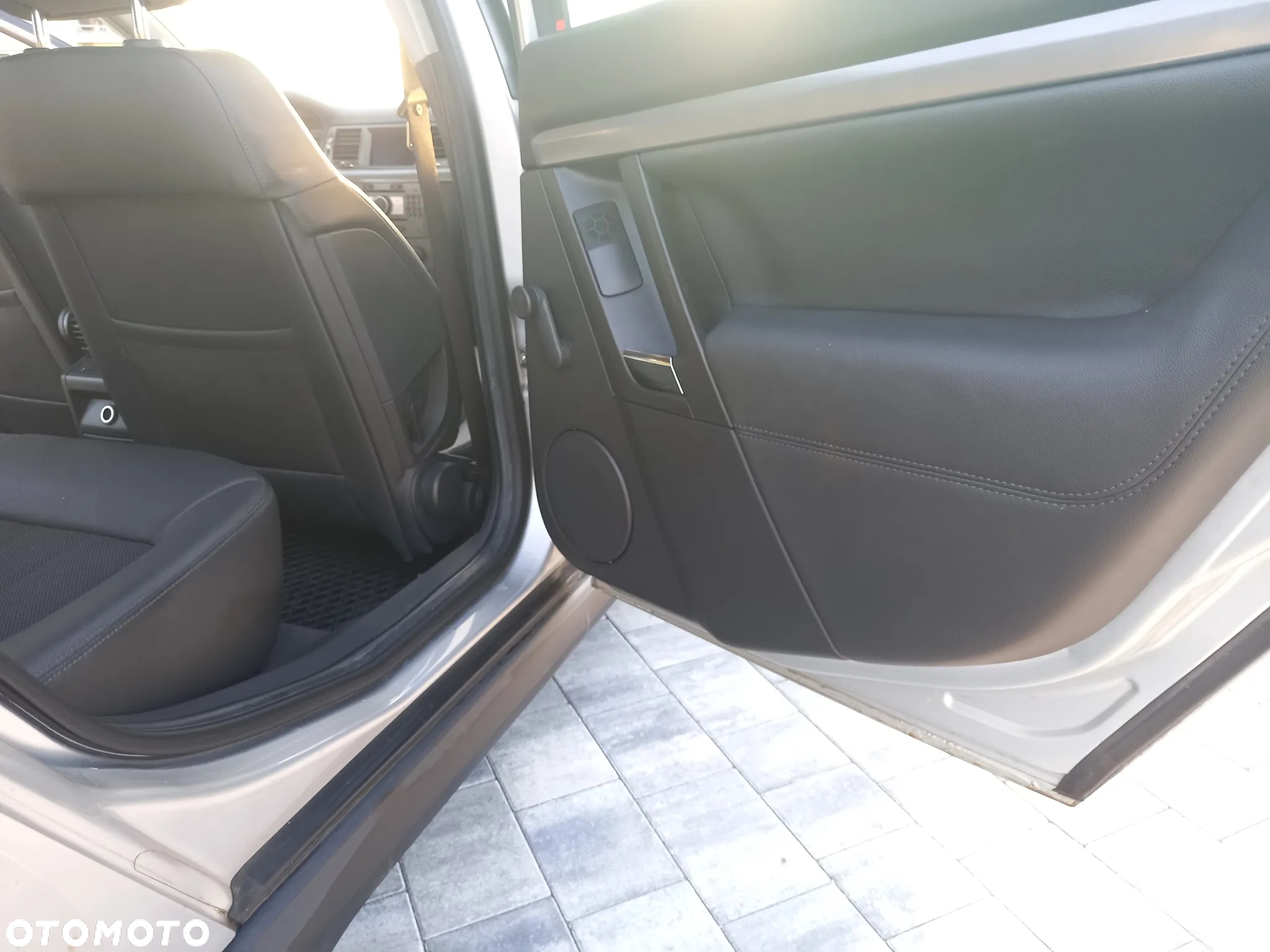 Opel Vectra 1.9 CDTI Cosmo - 12