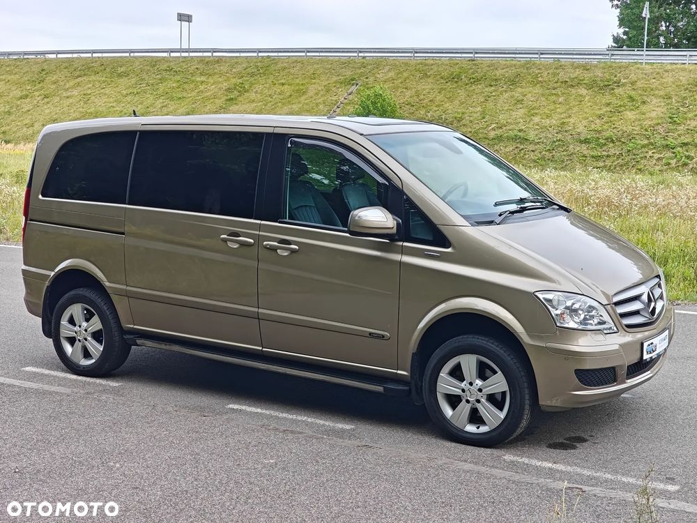 Mercedes-Benz Viano - 11