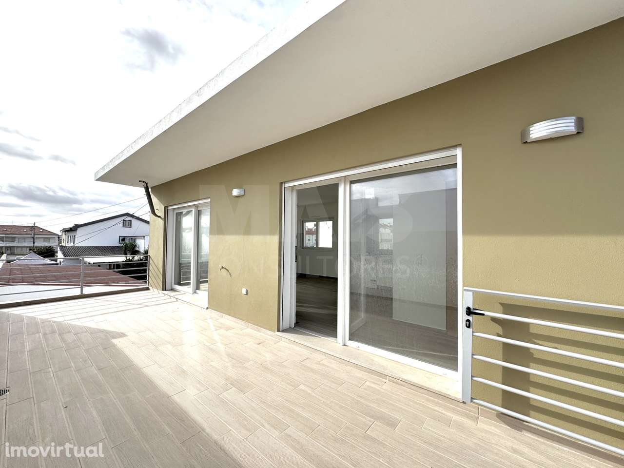 Apartamento T2 com terraço  a 500m da Praia do Baleal - Grande imagem: 4/17