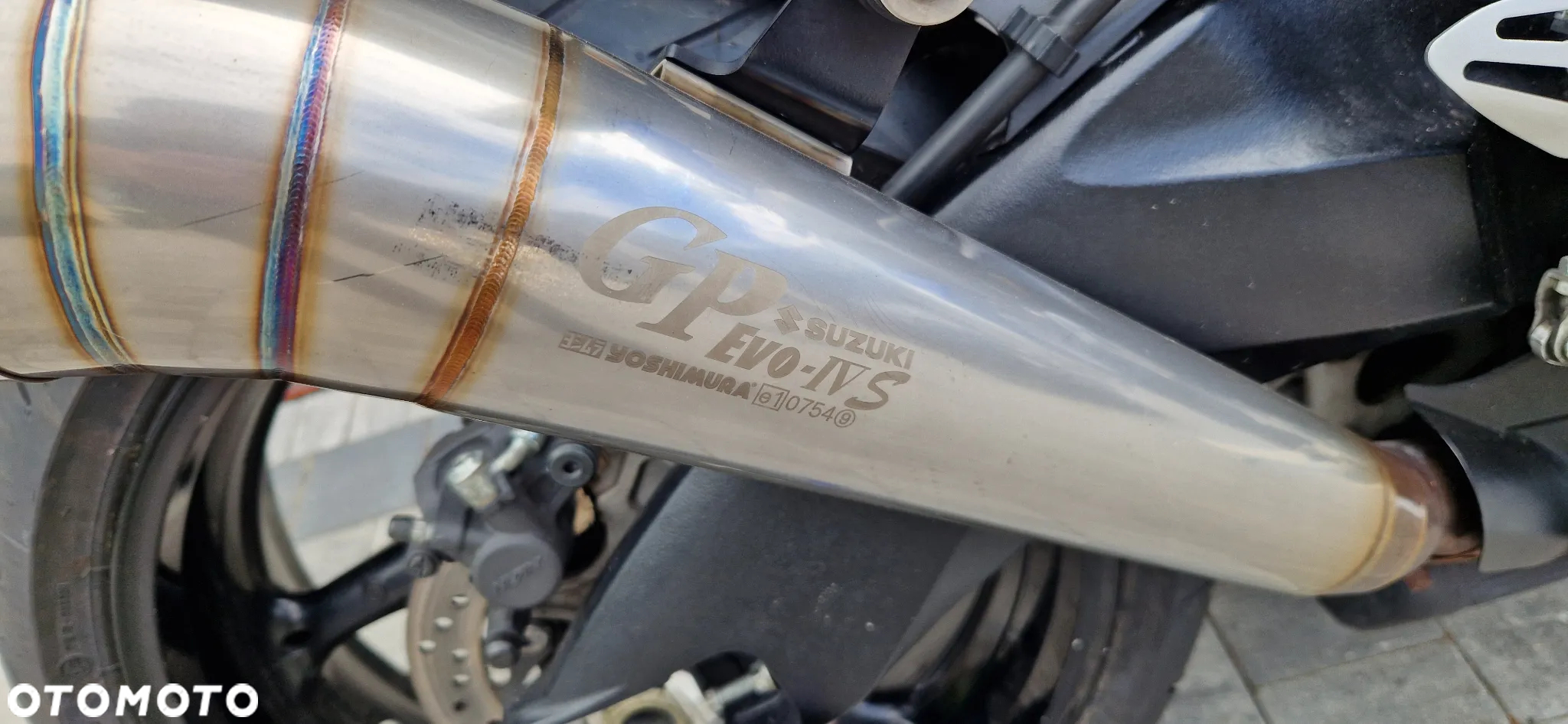 Suzuki GSX-R - 5
