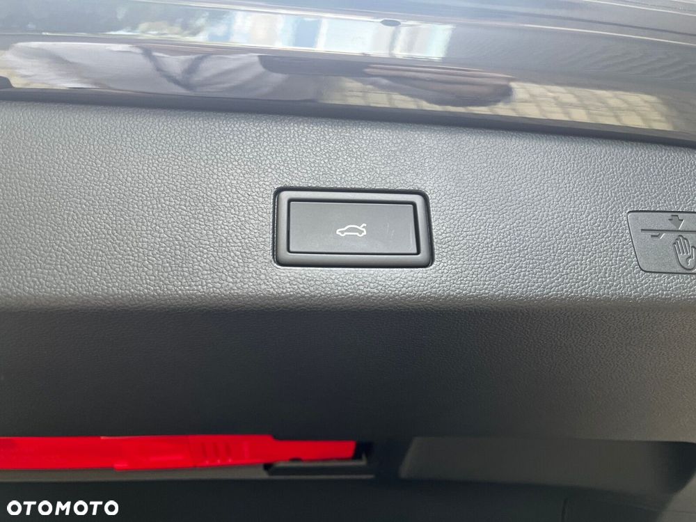 Volkswagen Golf - 9