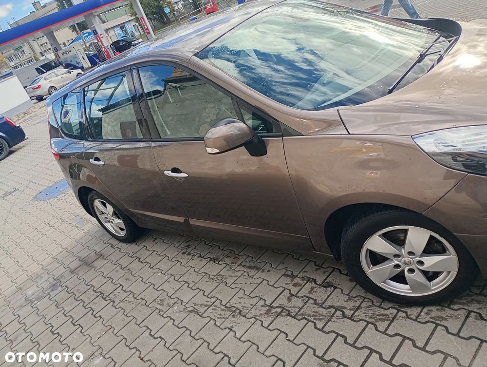 Renault Scenic - 3