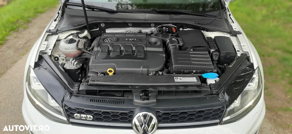 Volkswagen Golf 2.0 TDI DSG GTD - 22