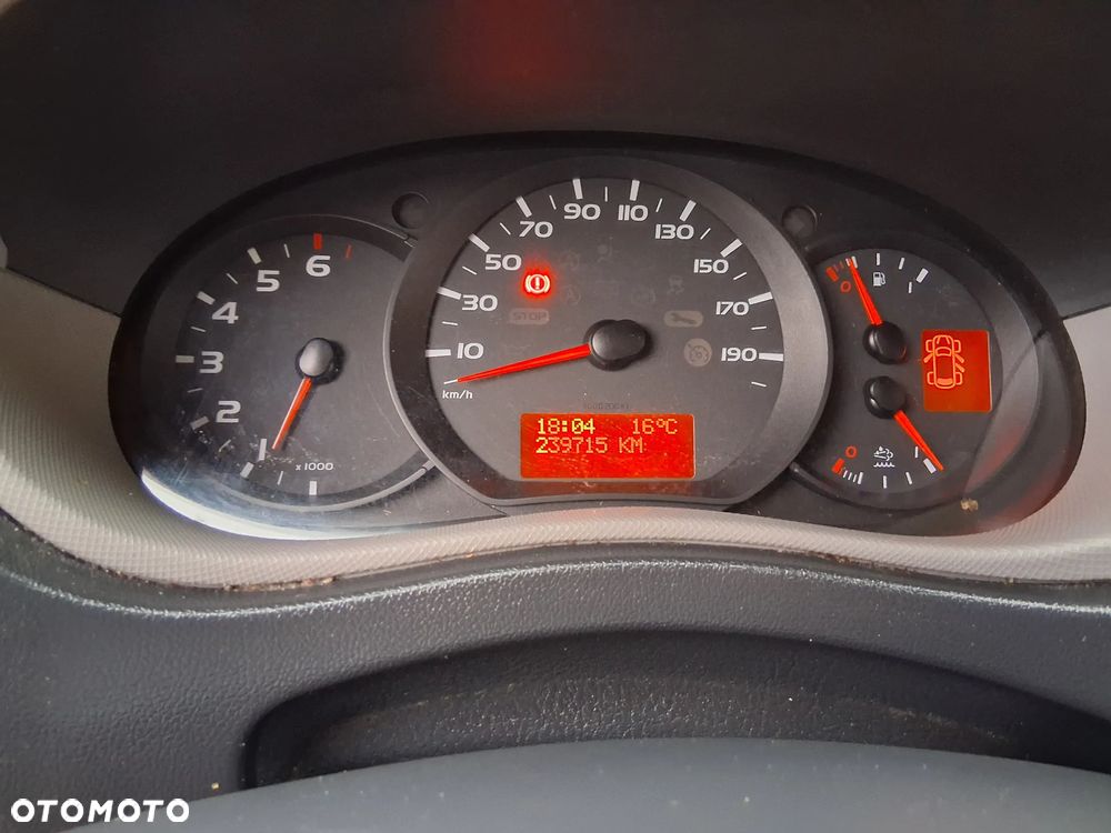 Renault Master - 15