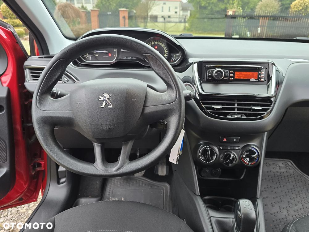 Peugeot 208 1.2 PureTech Style - 14