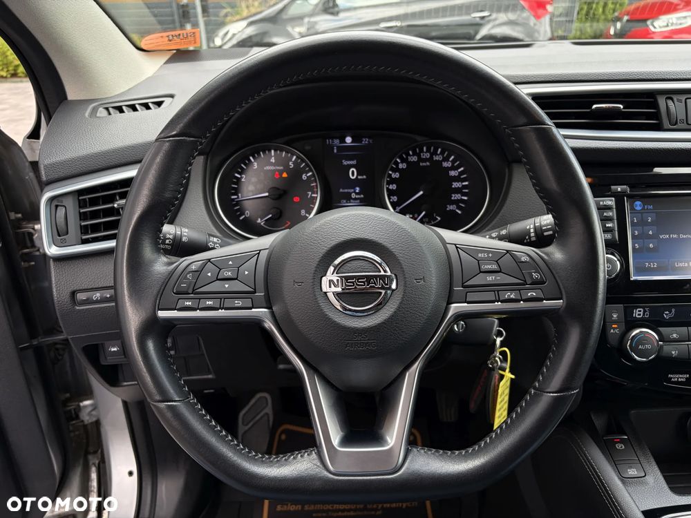 Nissan Qashqai 1.2 DIG-T N-Connecta - 22