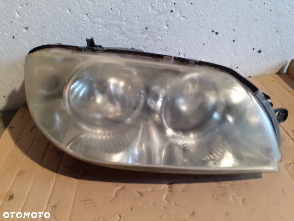 LAMPA PRZÓD PRZEDNIA PRAWA FIAT PUNTO 2 II LIFT WYSYŁKA! - 1