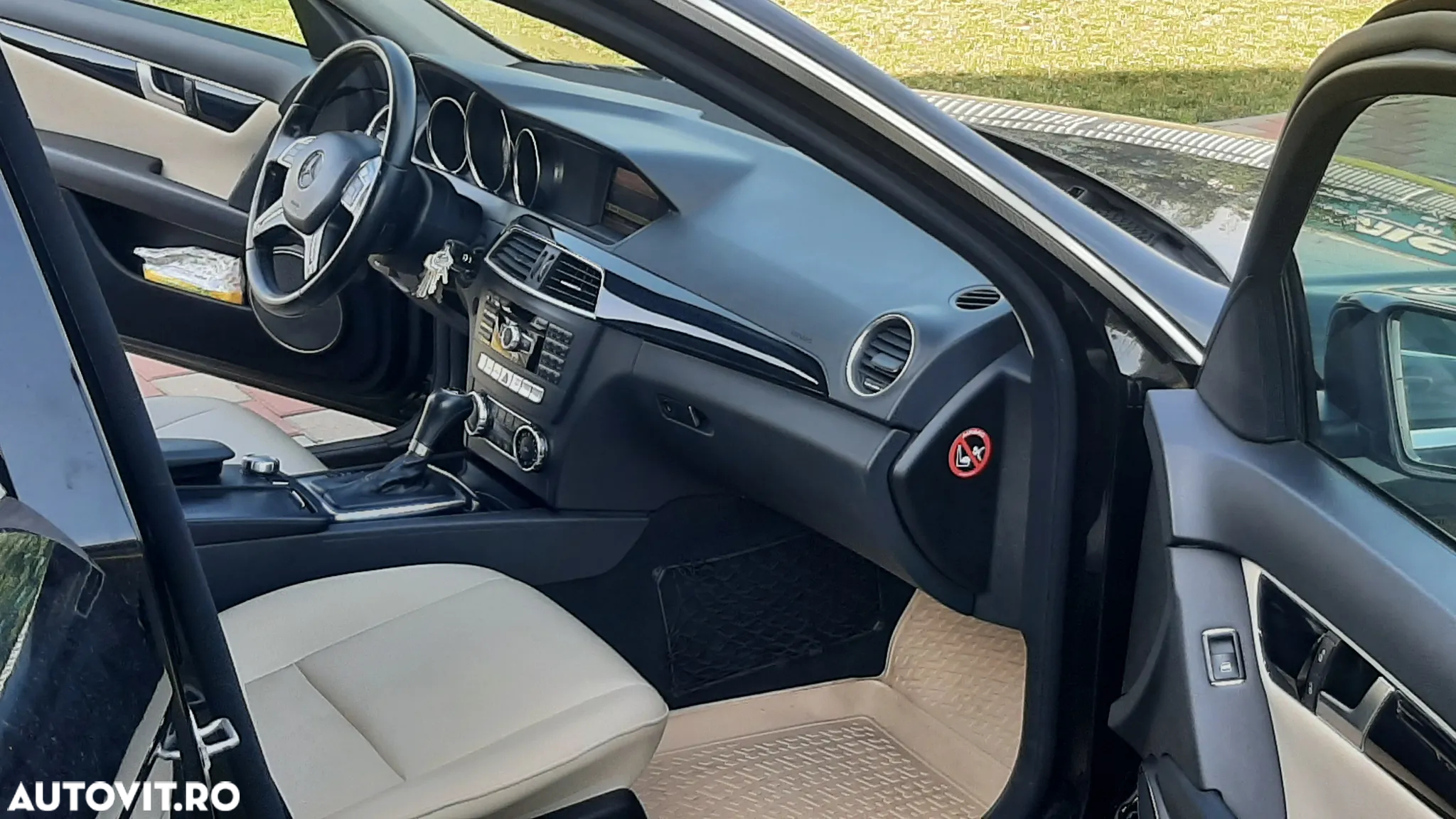 Mercedes-Benz C - 3