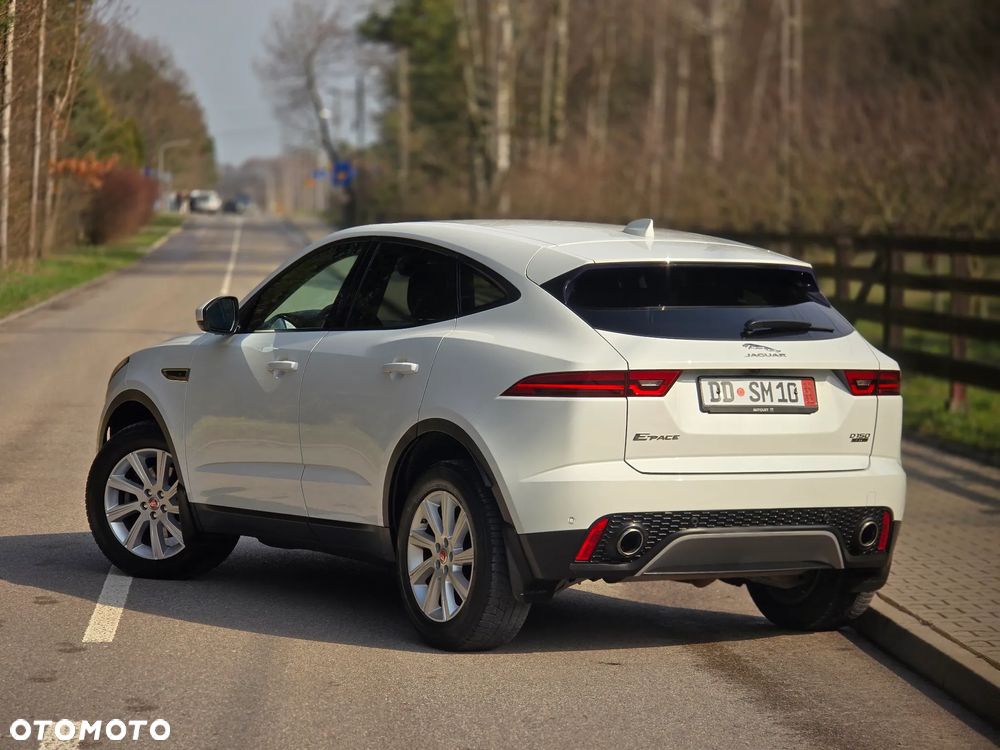 Jaguar E-Pace 2.0 i4D AWD R-Dynamic HSE - 3