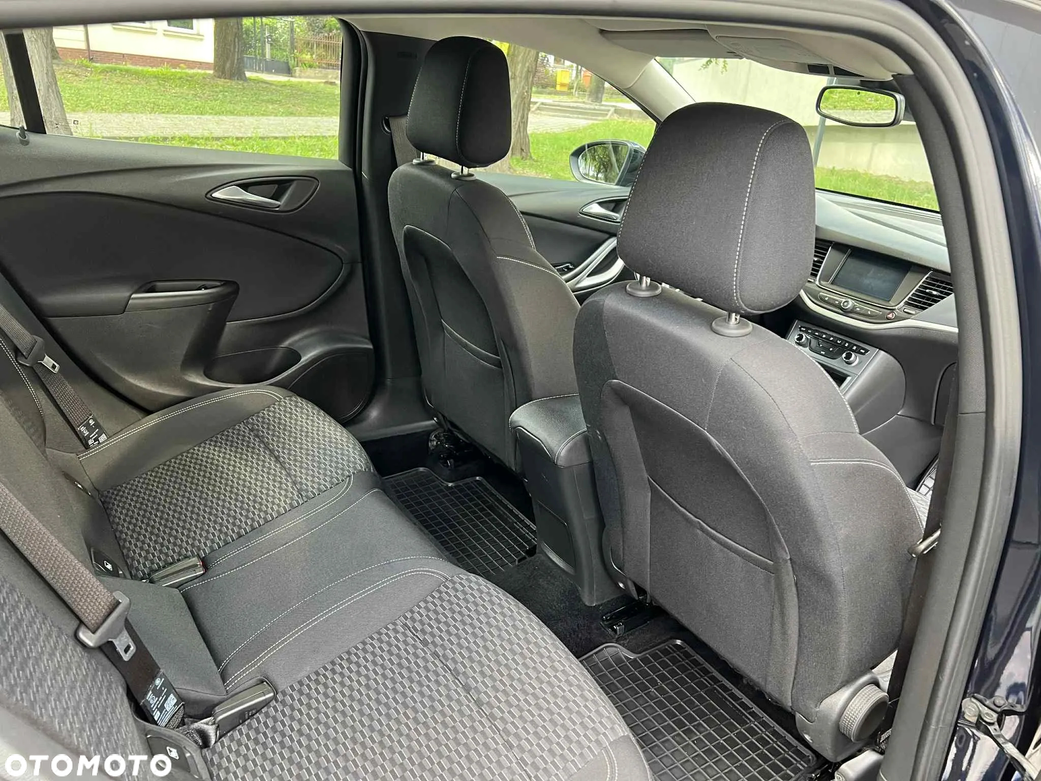 Opel Astra V 1.6 CDTI Enjoy S&S - 12