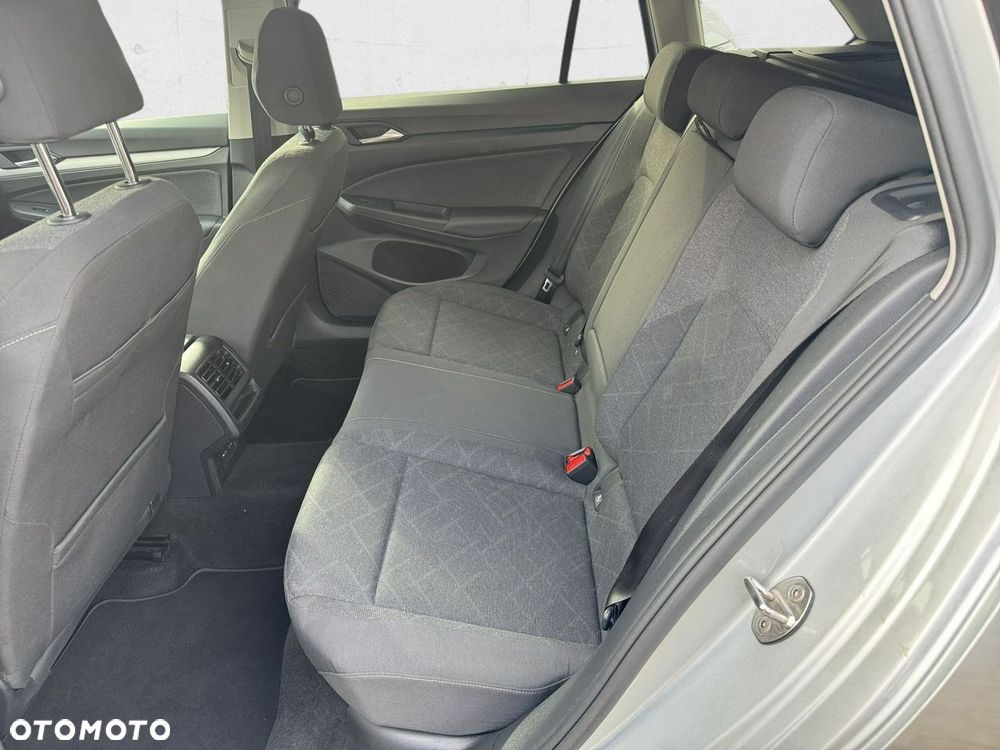 Volkswagen Golf - 20