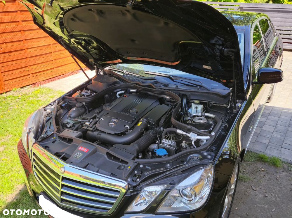 Mercedes-Benz Klasa E 200 BlueEFFICIENCY 7G-TRONIC Avantgarde - 14