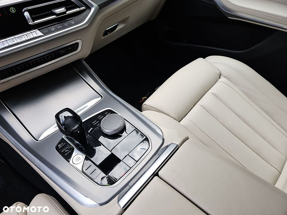 BMW X5 - 19
