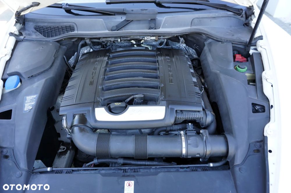 Porsche Cayenne - 12