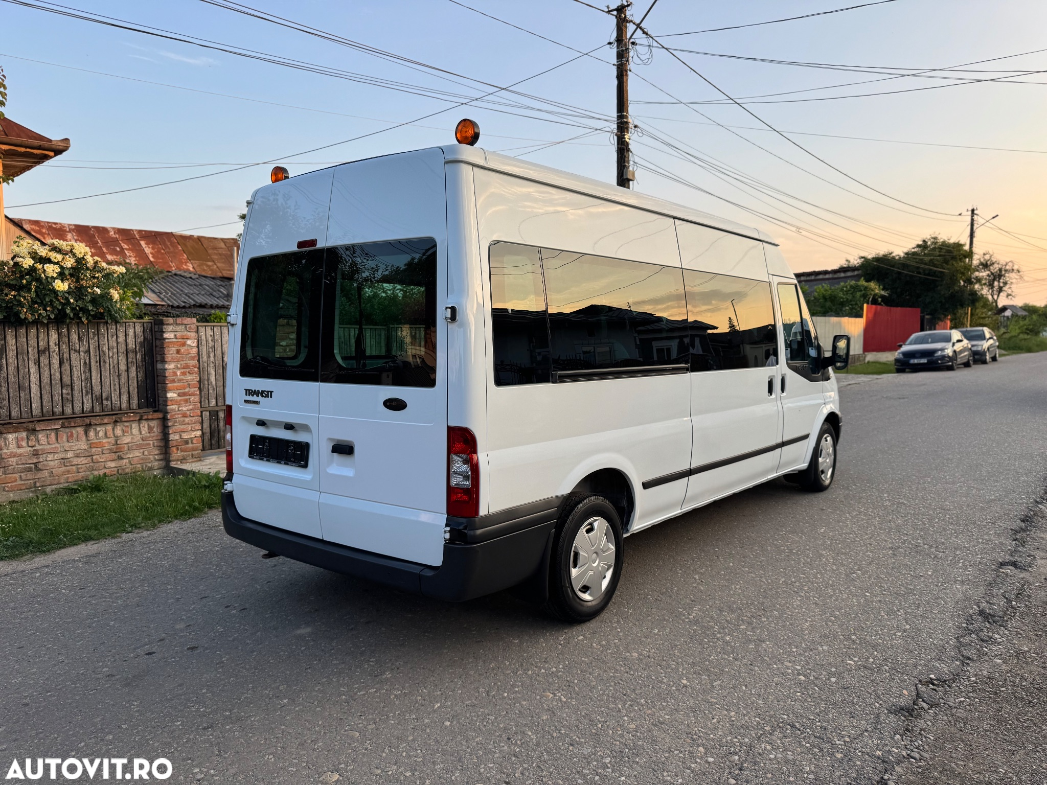 Ford Transit 300 K TDCi Pkw VA Trend - 4