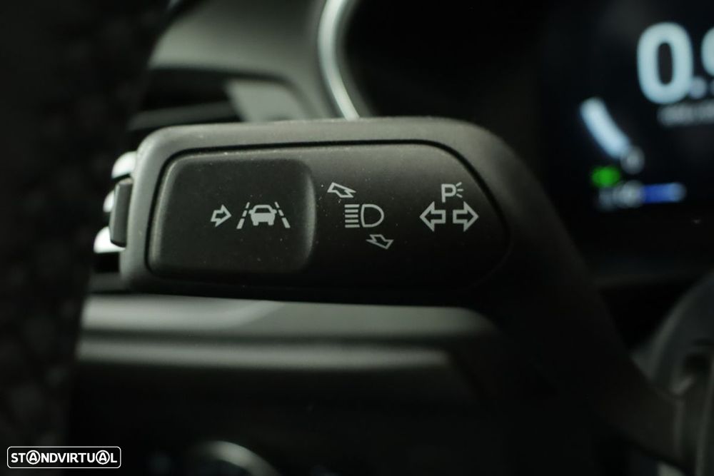 Ford Focus SW 1.0 EcoBoost MHEV Active X - 17