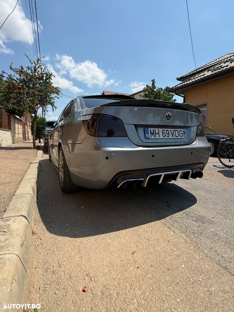 BMW Seria 5 520d - 4