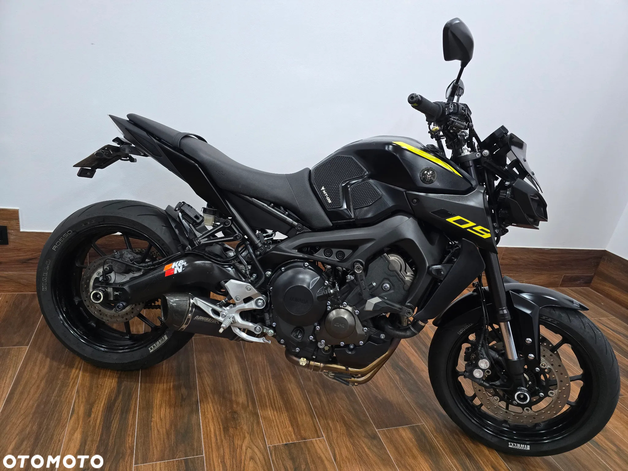 Yamaha MT - 8