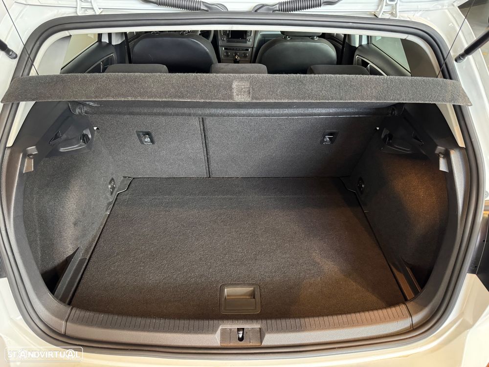 VW Golf 1.6 TDi BlueMotion Trendline - 44
