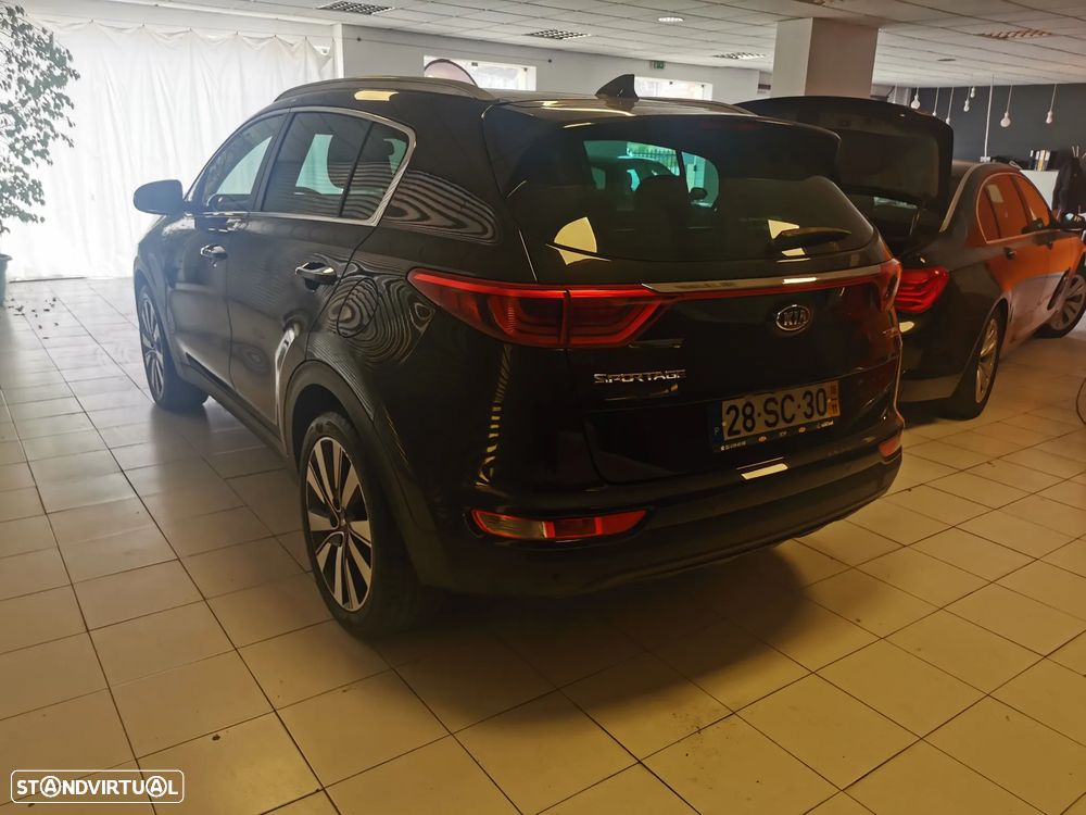 Kia Sportage 1.7 CRDI ISG Nav Line - 6