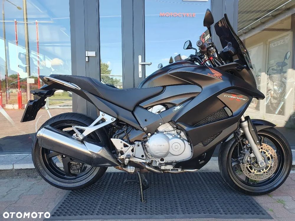 Honda VFR - 1