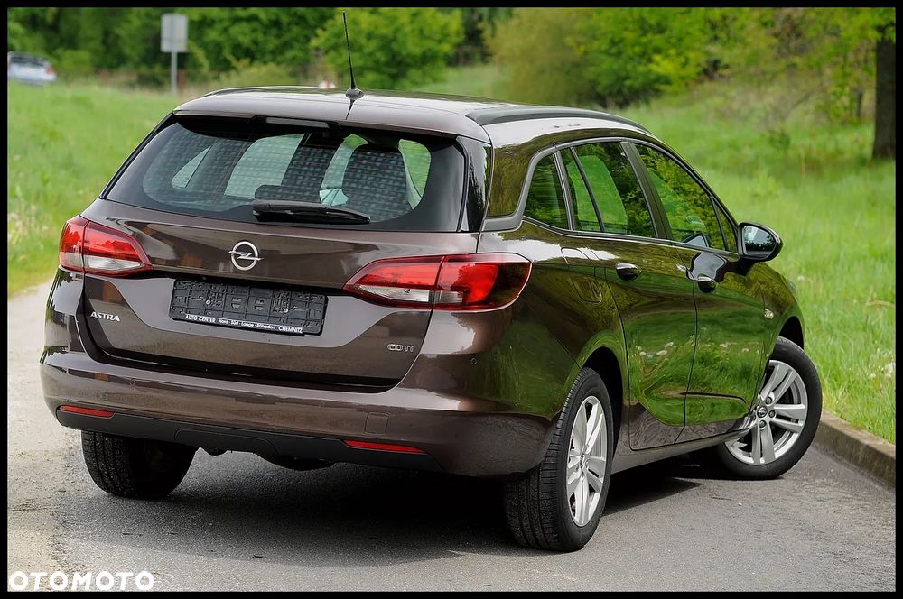 Opel Astra - 16