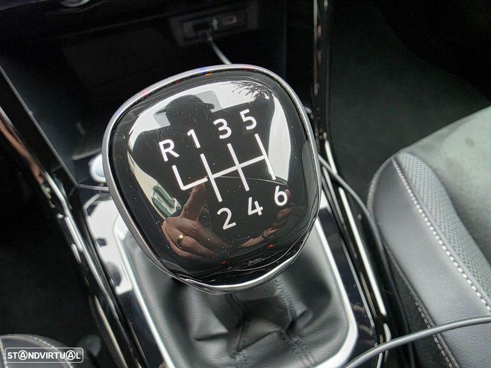 VW T-Roc 1.0 TSI Black Style - 12