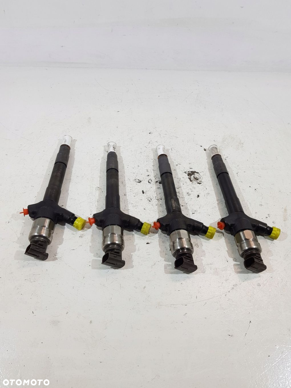 WTRYSKIWACZ 1465A367 MITSUBISHI PAJERO L200 2.5 DID 4D56U - 3