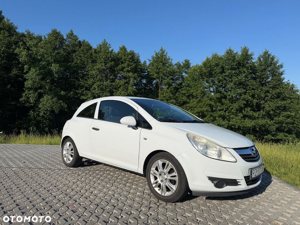 Opel Corsa 1.4 16V Edition - 3