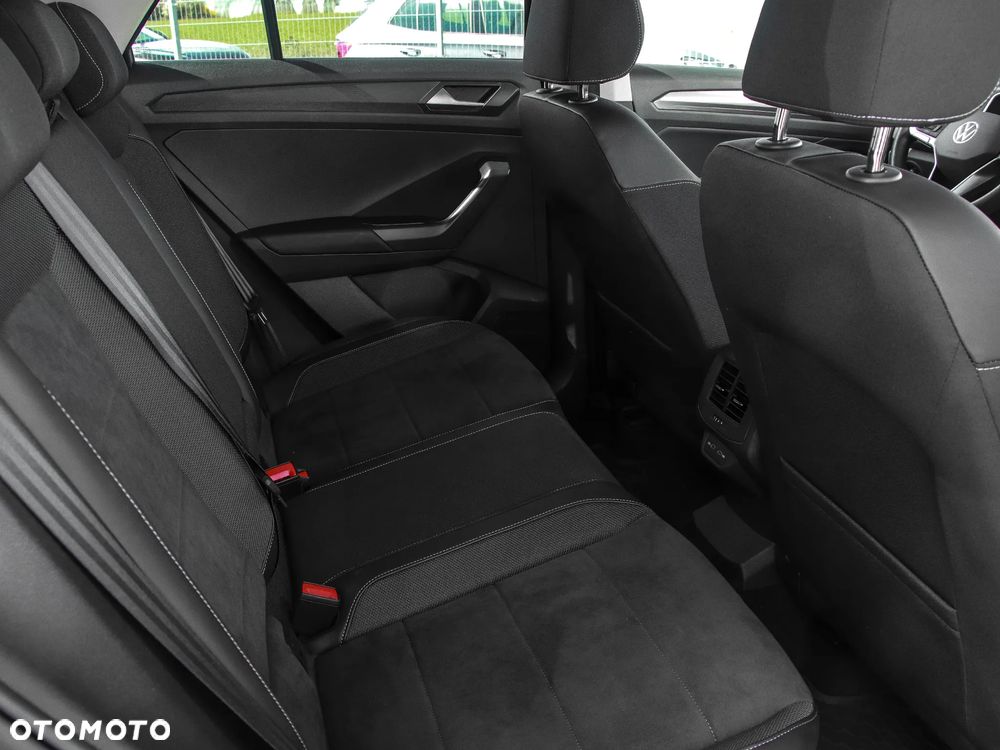 Volkswagen T-Roc 1.5 TSI Style DSG - 14