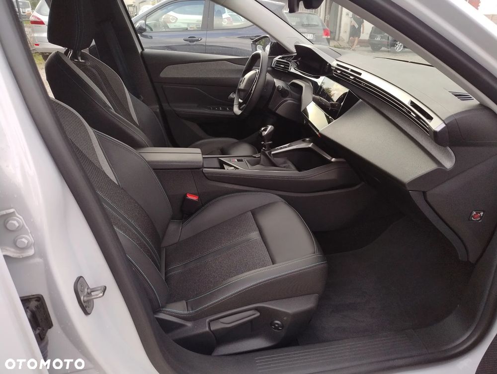 Peugeot 308 PureTech 130 Allure Pack - 16