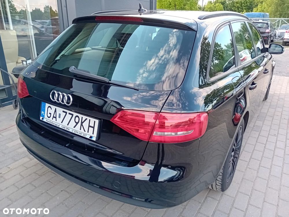 Audi A4 Avant 2.0 TDI DPF S line Sportpaket - 31