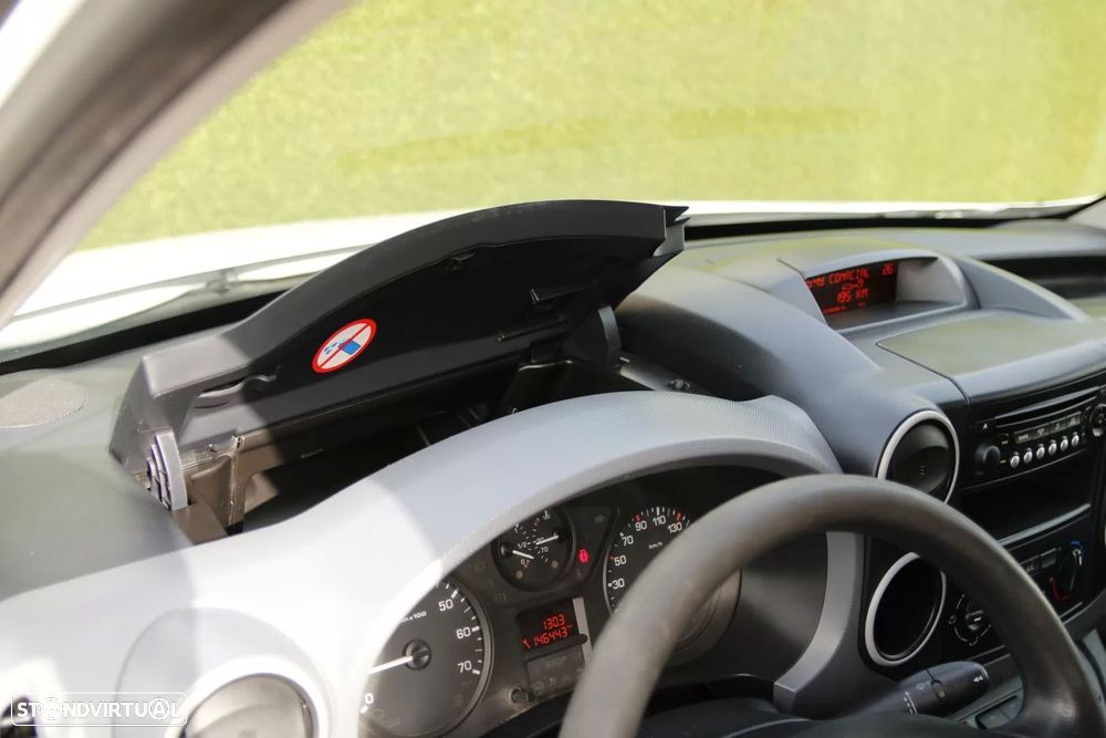 Citroën berlingo 1.6 hdi 3 lugares - 18